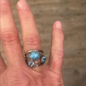 Elegant Silver and Blue Gemstone Ring